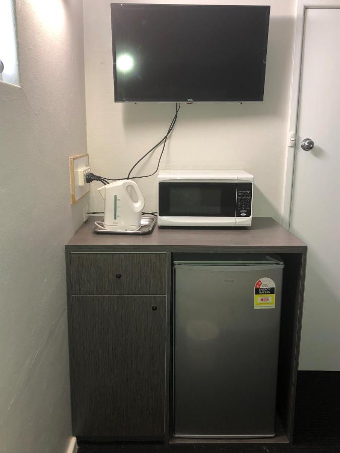 Bradman Motor Inn Cootamundra Bagian luar foto