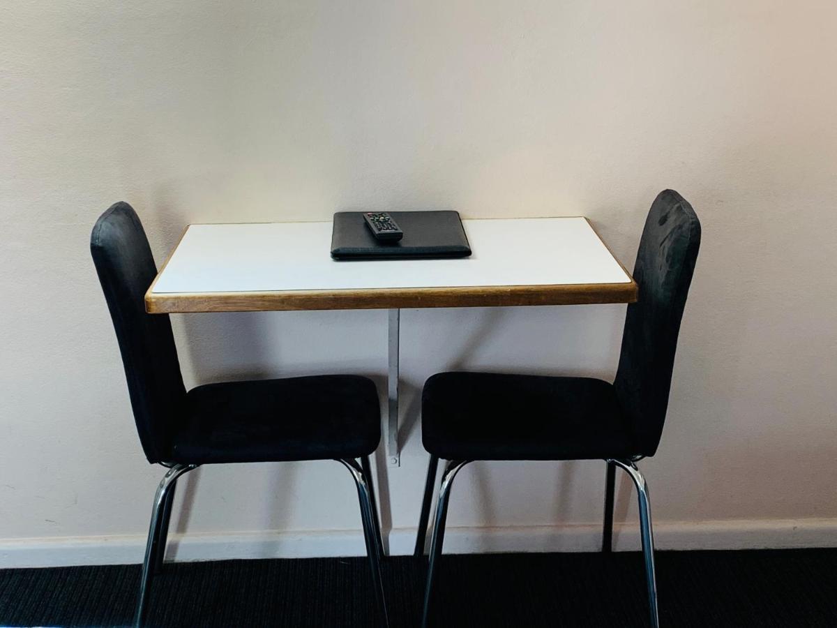 Bradman Motor Inn Cootamundra Bagian luar foto